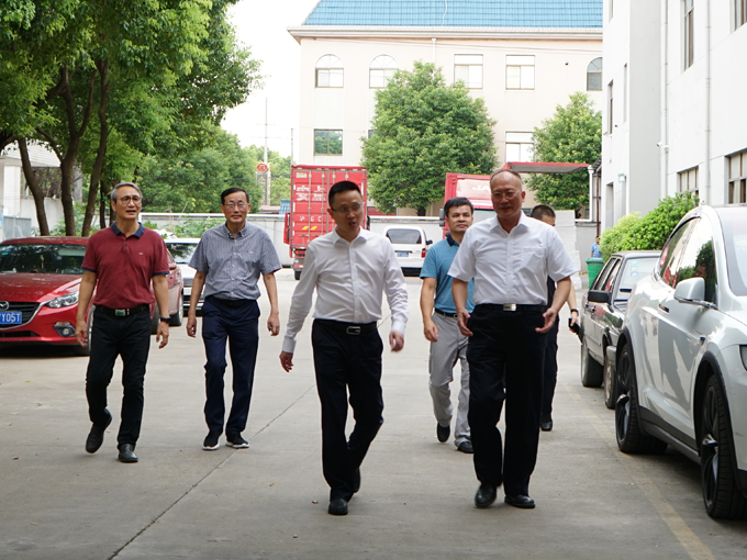 蘇州市臺(tái)辦主任沈晶一行赴太倉(cāng)走訪(fǎng)臺(tái)資企業(yè)
